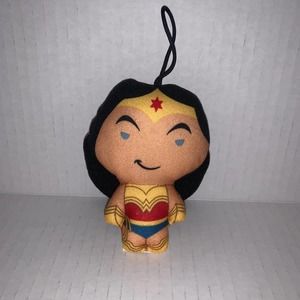 Wonder Woman Hanging Plush DC League of Superpets